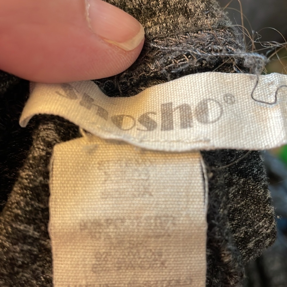 Size 3x Shosho leggings with decorative accents on side of legs. Gray. - Picture 6 of 7